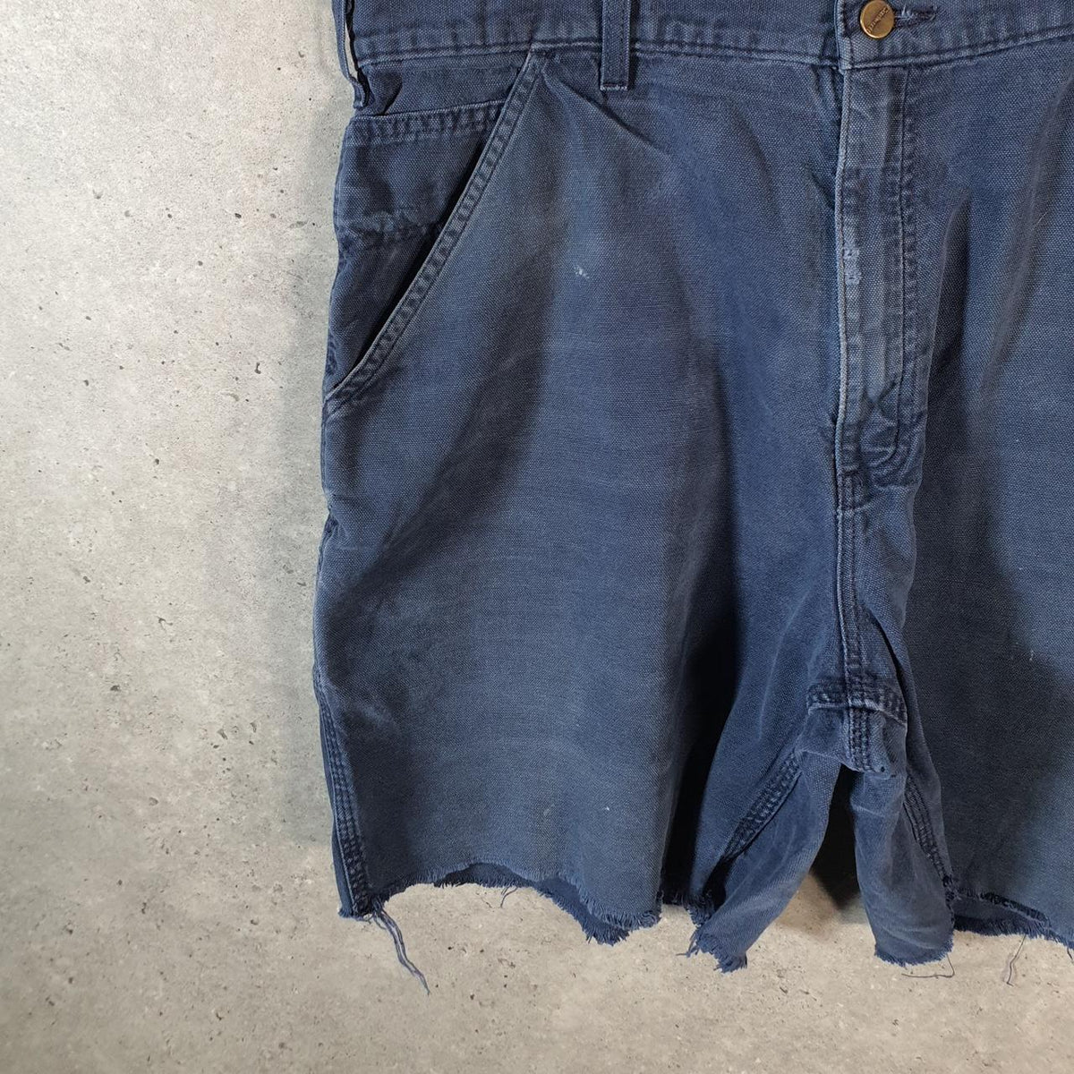 Vintage Carhartt Baggy Carpenter Shorts Jorts Cargo Men’s W38 Navy Blue Relaxed Fit Workwear Big Fish Vintage