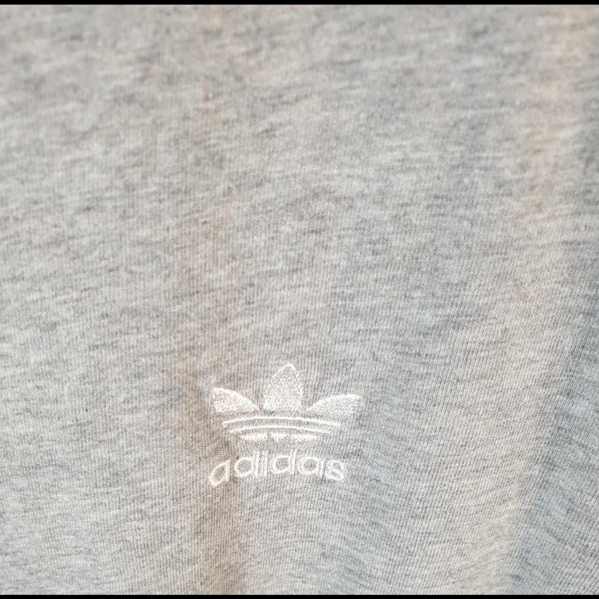 Vintage Adidas Embroidered Trefoil Retro T Shirt Mens Large Grey Logo Athletic