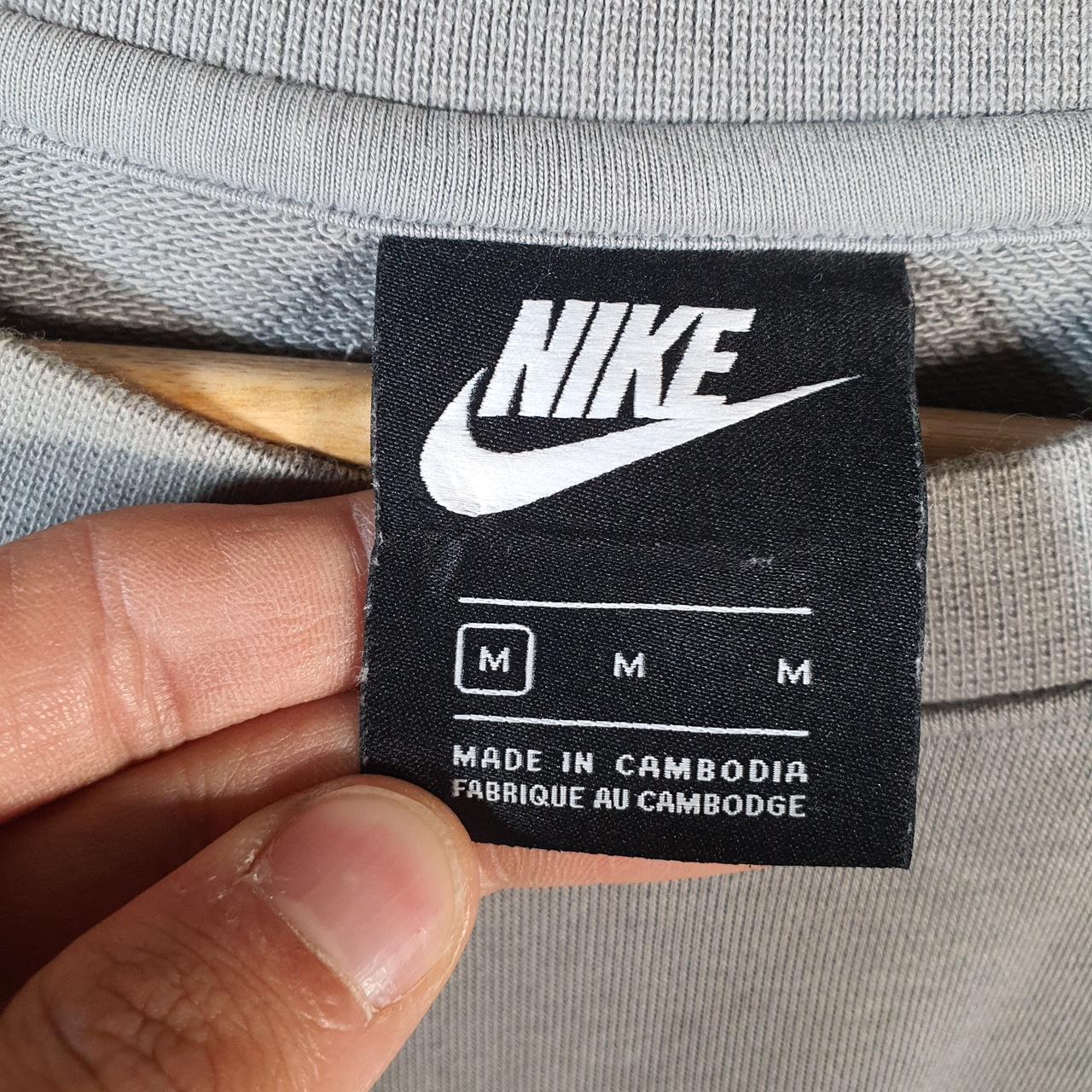 Vintage Nike Club Embroidered Sweatshirt Men’s Medium Grey Swoosh Y2K Pullover Logo