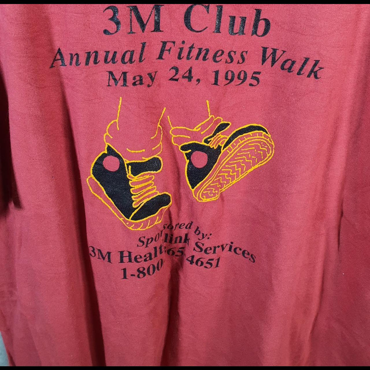 Vintage Fruit of the Loom 3M Club Walk 1995 Single Stitch T Shirt Men’s XL Red Big Fish Vintage