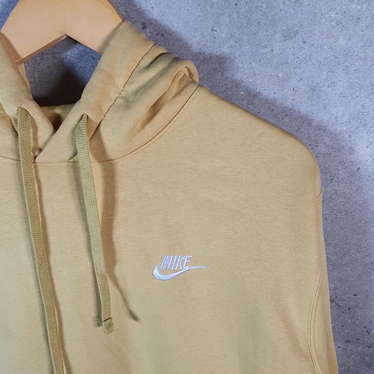 Vintage Nike Club Embroidered Hoodie Men’s Medium Yellow Swoosh Y2K Pullover Logo