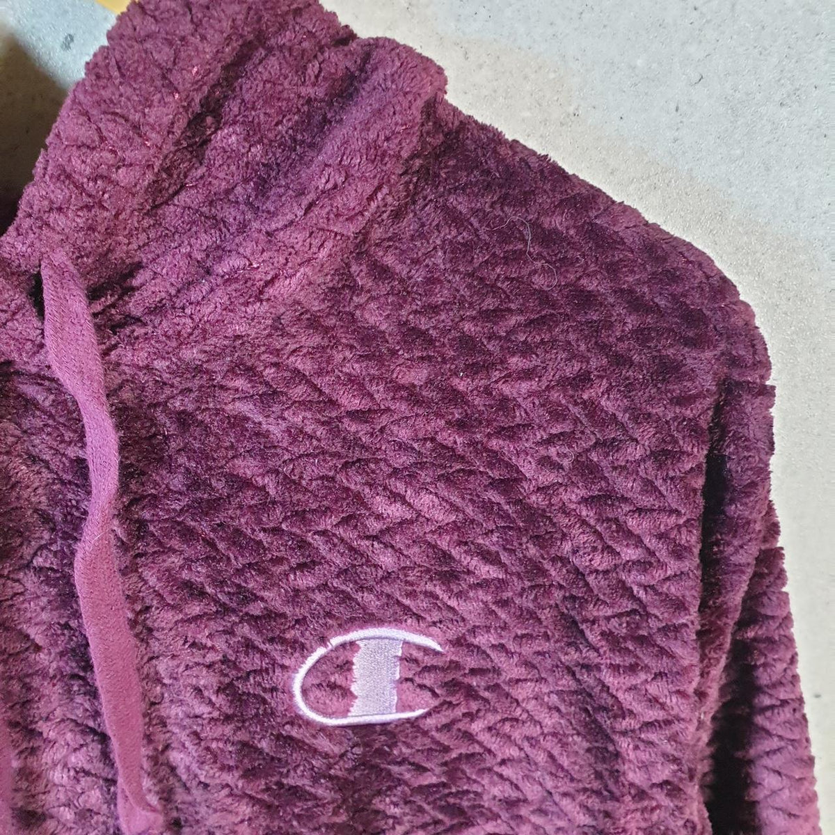 Vintage Champion Fleece Hoodie Womens Medium Burgundy Red Sport Pullover Spellout Logo