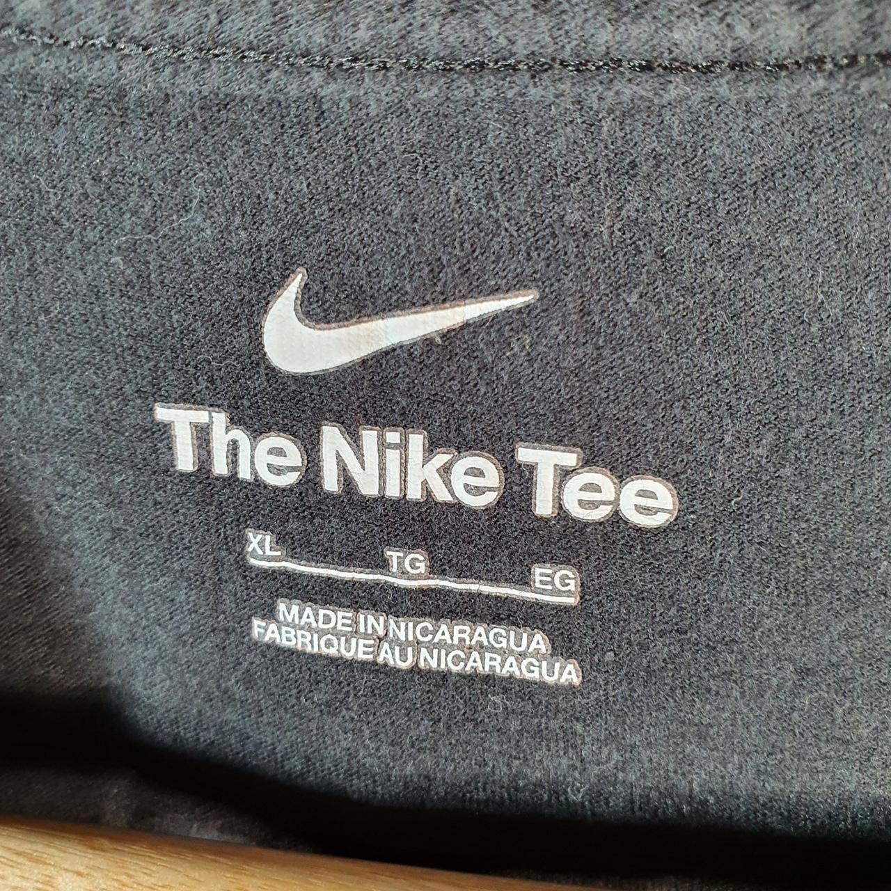 Vintage Nike Spellout T Shirt Men’s XL Black Printed Single Swoosh Logo Athletic Big Fish Vintage