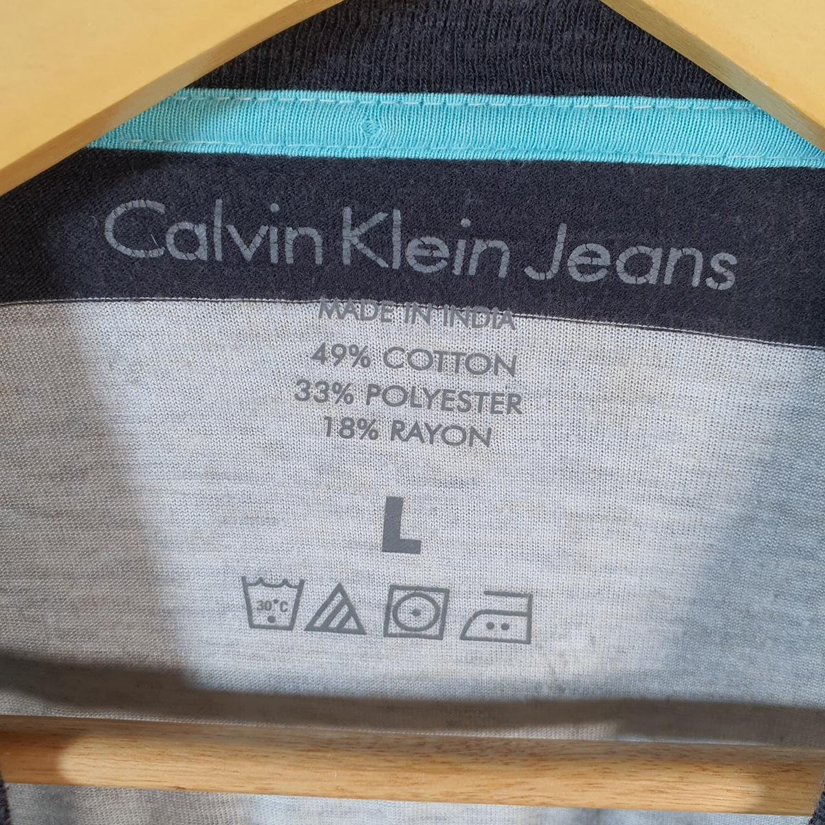 Vintage Calvin Klein Graphic Blank T Shirt Men’s Large Striped Casual Sports