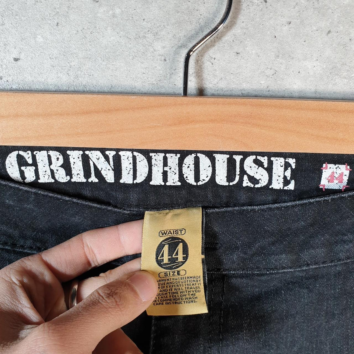 Vintage Grindhouse Baggy Y2K Hip Hop Jeans Mens W44 Black Embroidered Denim Big Fish Vintage