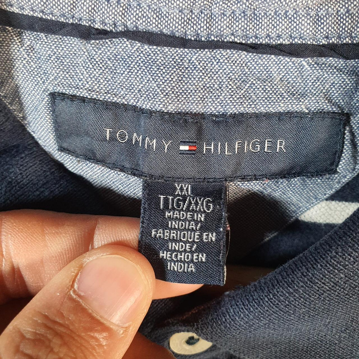 Vintage Tommy Hilfiger Polo Shirt Men’s 2XL Navy Blue Striped Custom Fit Embroidered Logo