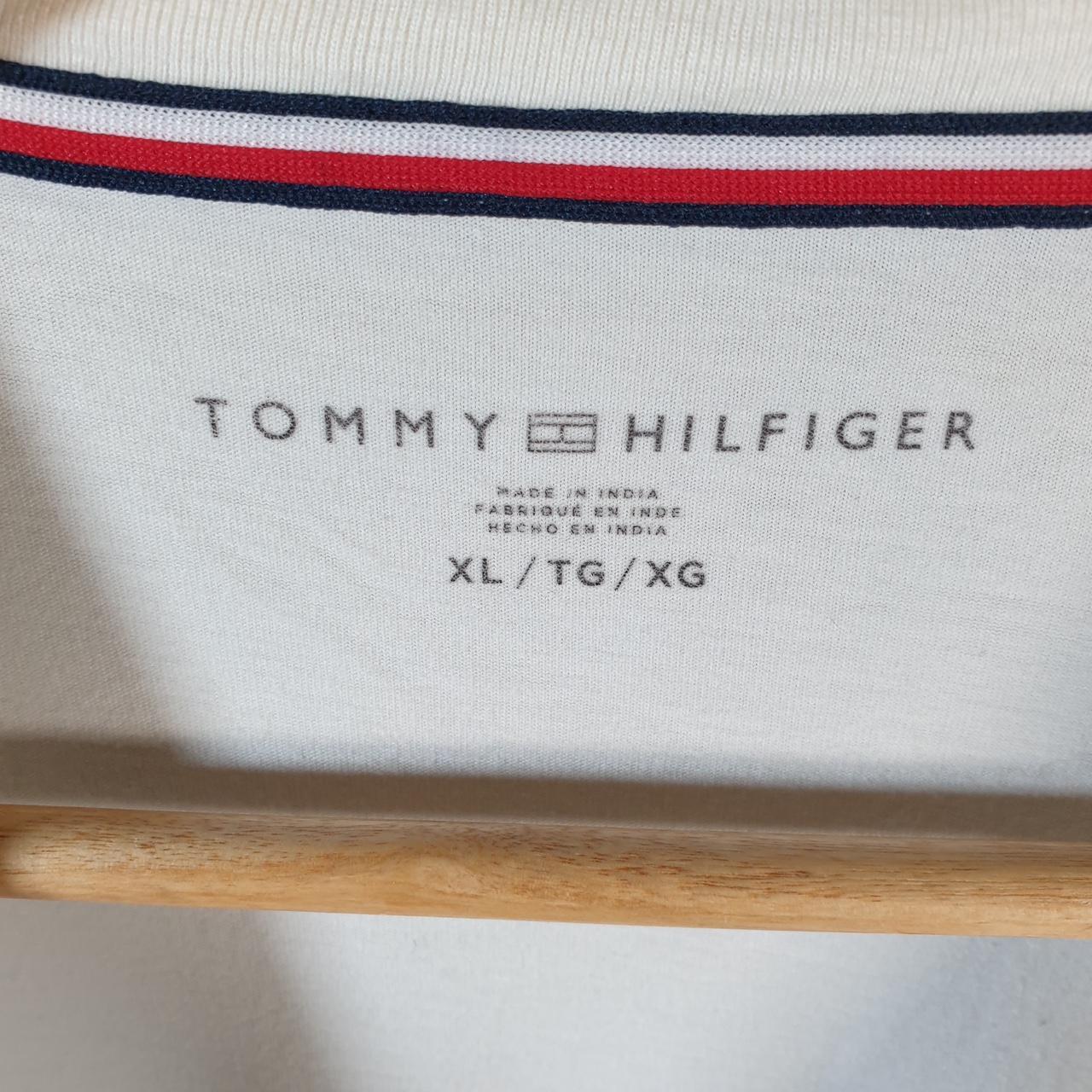Vintage Tommy Hilfiger T Shirt Men’s XL White Spellout Embroidered Logo