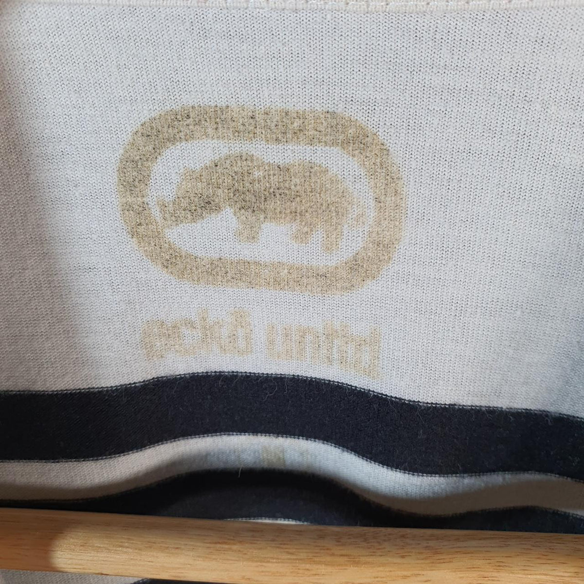 Vintage Ecko Unltd. Y2K T Shirt Men’s White Small Striped Casual Sports Logo Athletic C9966