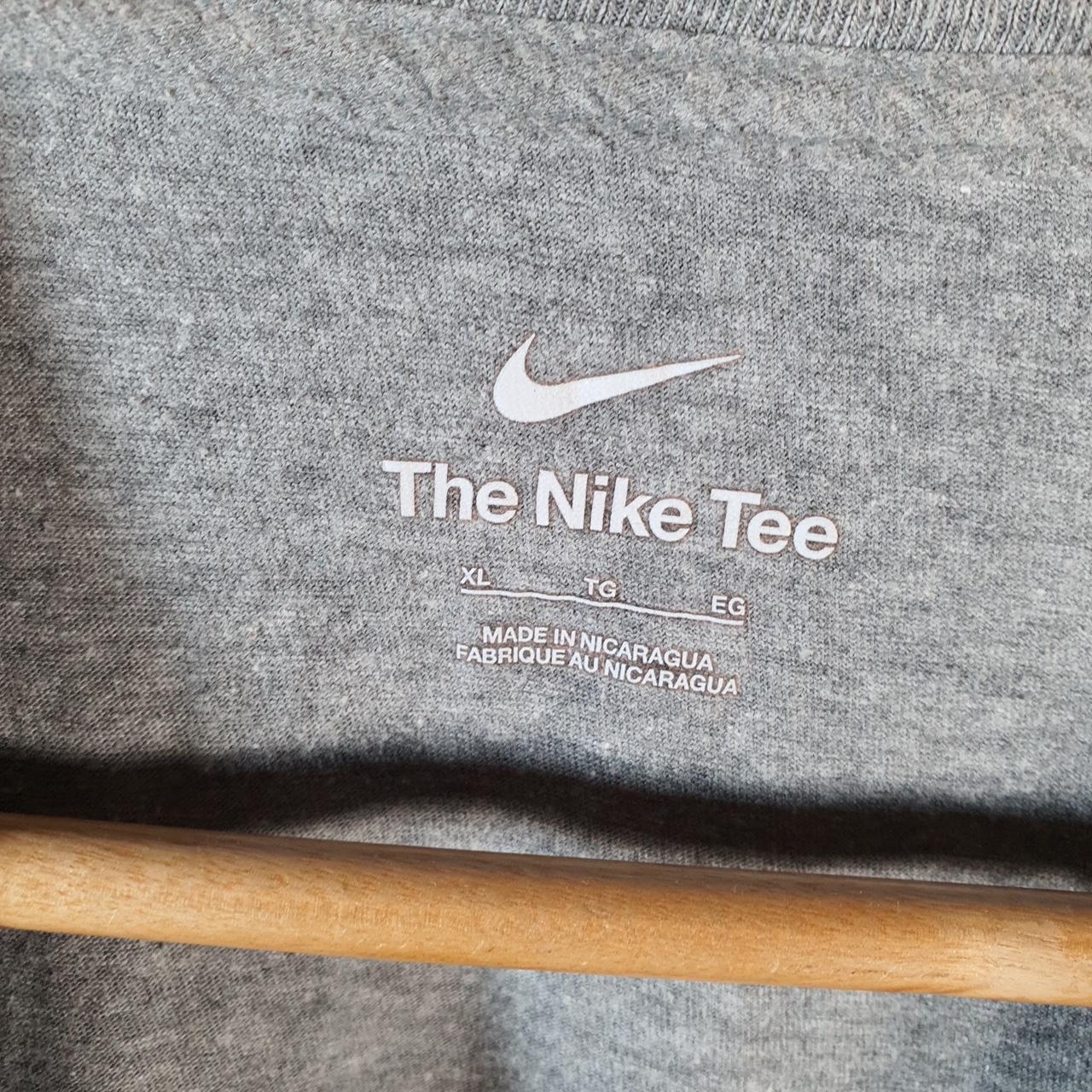 Vintage Nike Club T Shirt Men’s XL Grey Printed Single Swoosh Logo Athletic Big Fish Vintage