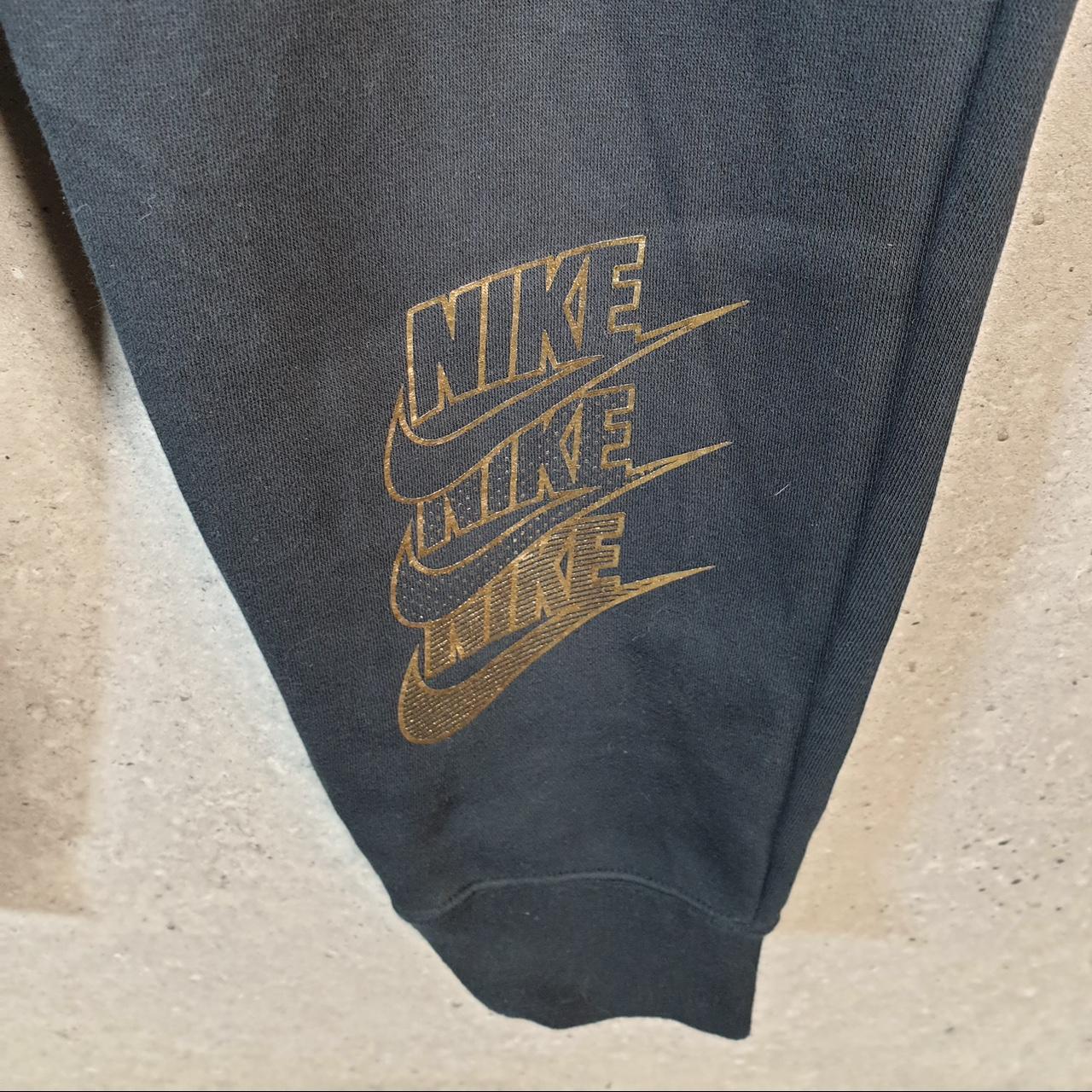 Vintage Nike Club Sweatpant Joggers Mens Medium Black Swoosh Sports Tracksuit Big Fish Vintage