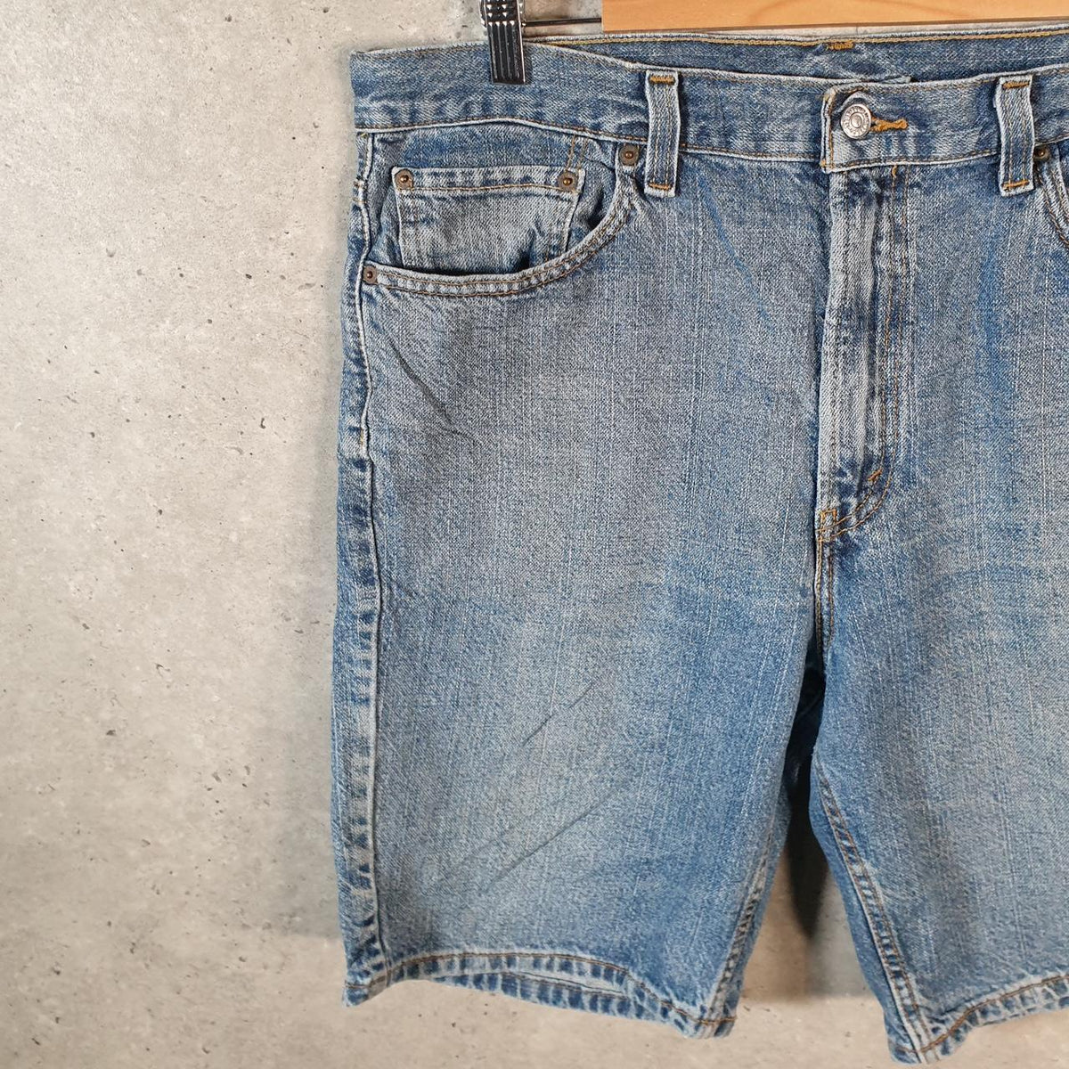 Vintage Levi’s 505 Baggy Shorts Jorts Cargo Men’s W36 Blue Relaxed Denim
