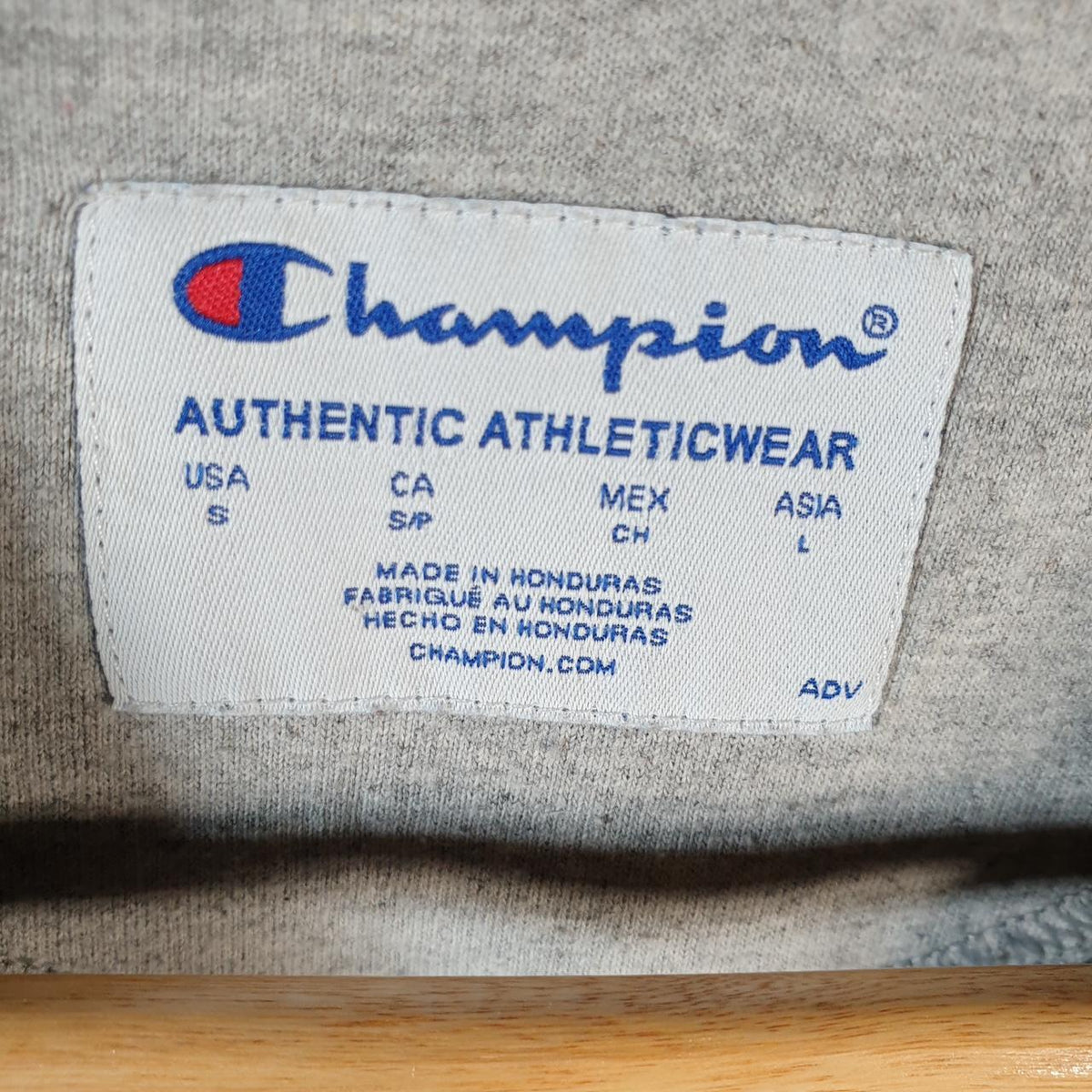 Vintage Champion Sweatshirt Men’s Small Grey USA Pullover Spellout Logo