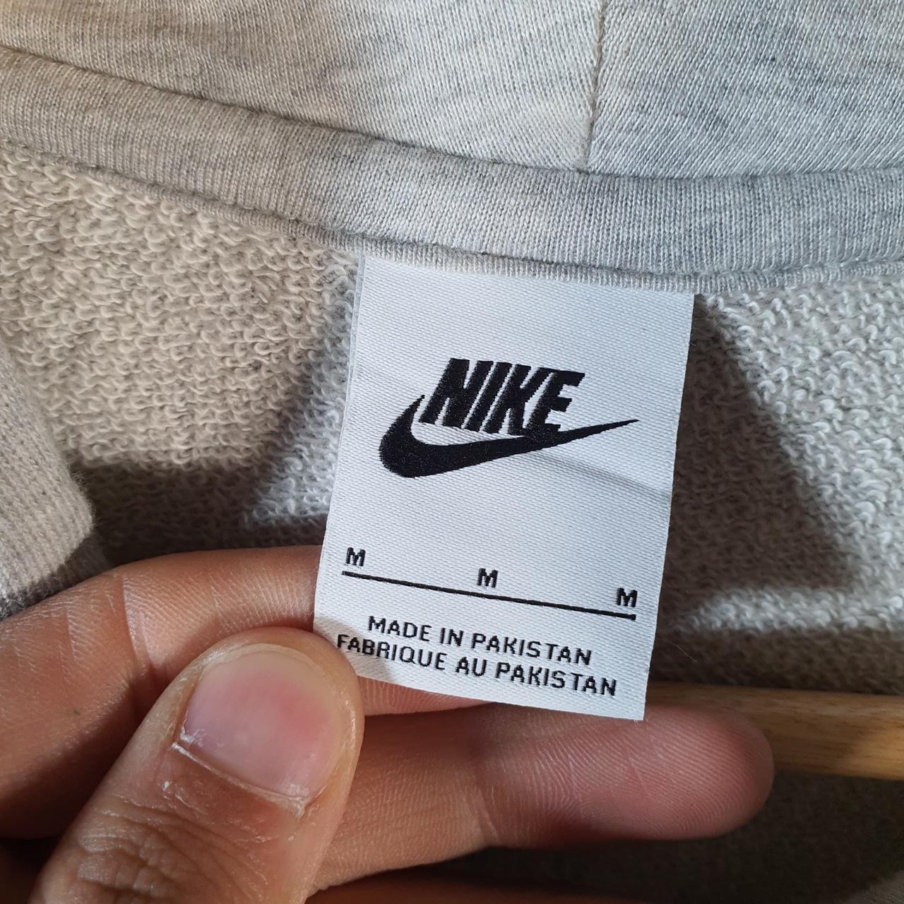 Vintage Nike Club Hoodie Men’s Medium Grey Swoosh Y2K Pullover Sweatshirt Logo