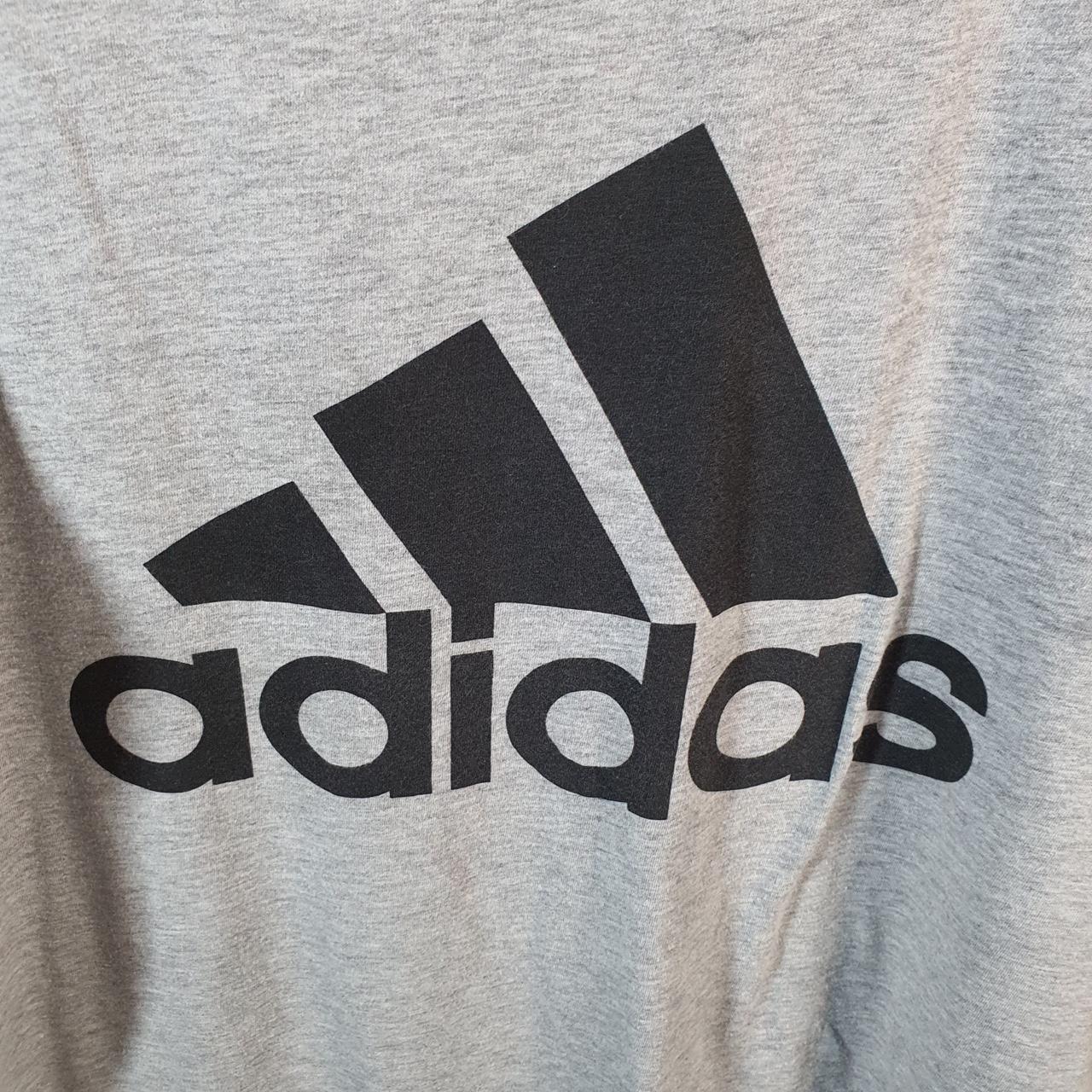 Vintage Adidas Amplifier T Shirt Men’s Medium Grey Three Stripes Athletic Logo