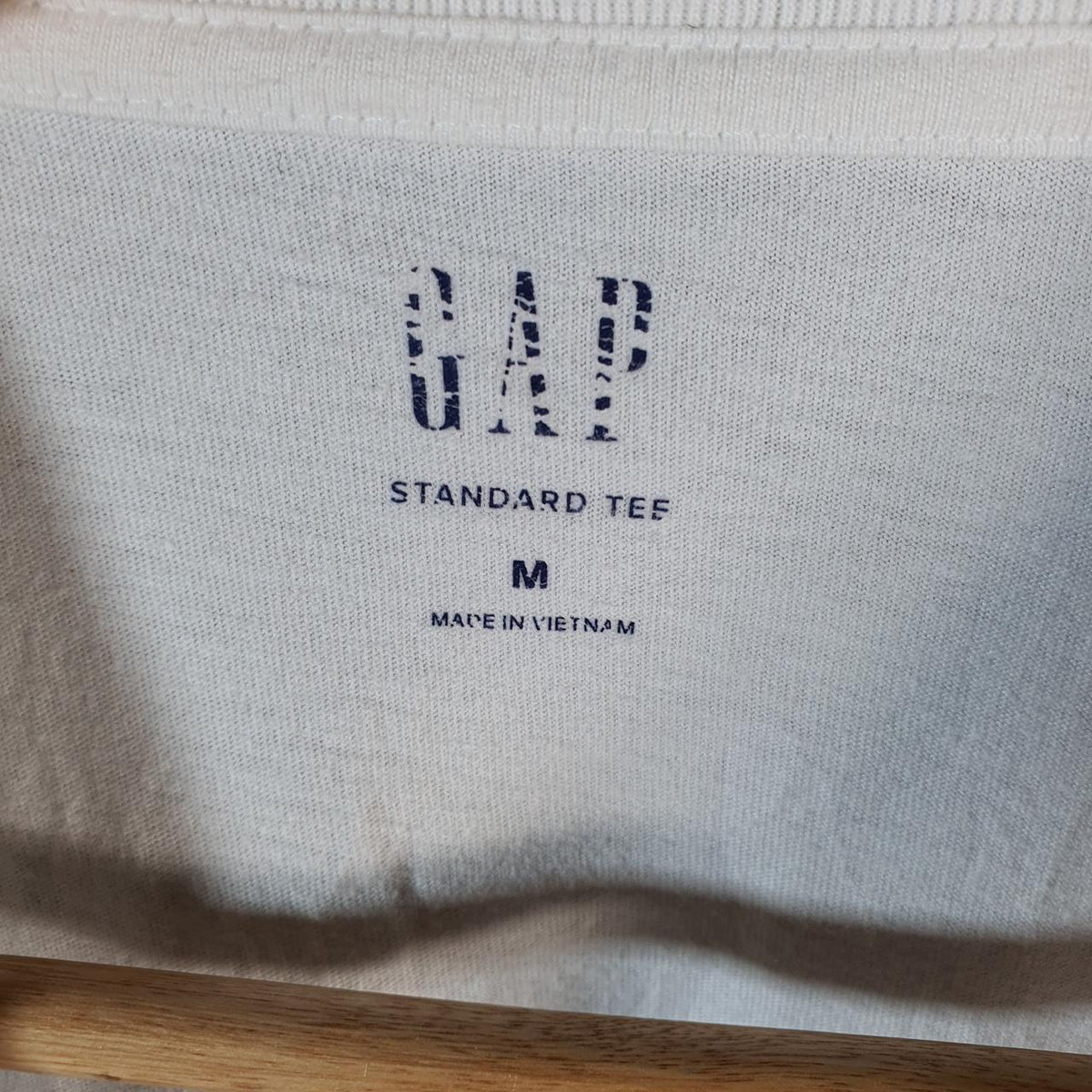 Vintage Gap T Shirt Men’s Medium White Standard Fit Casual Blank