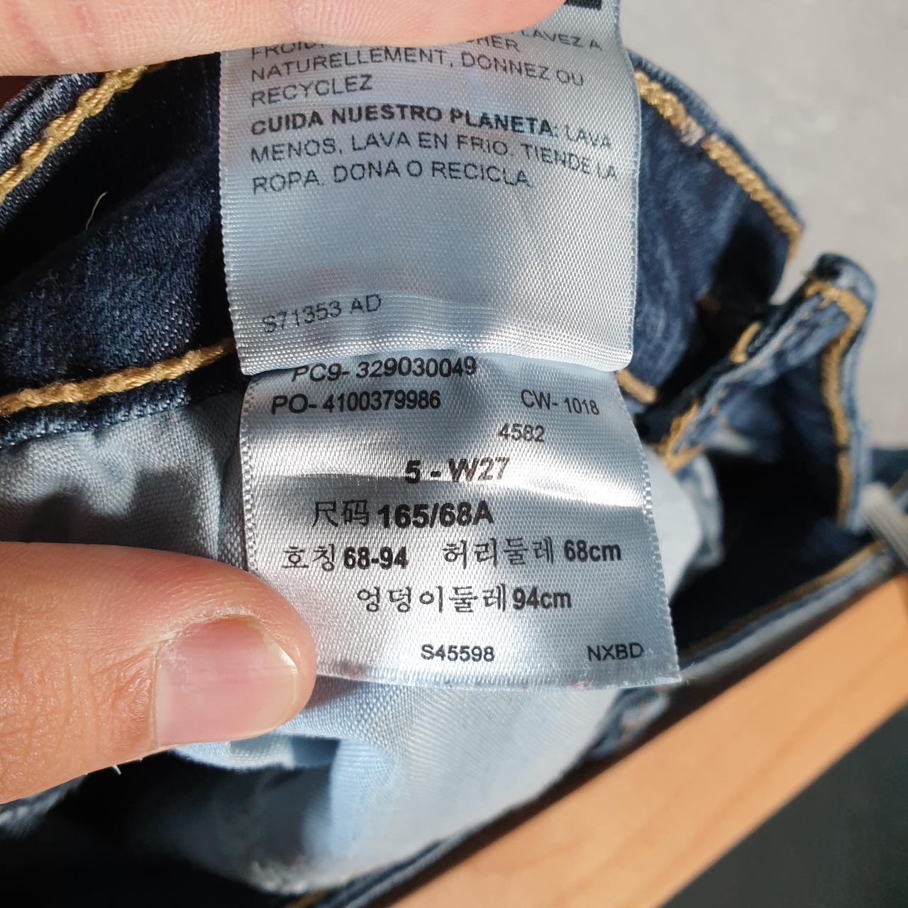 Vintage Levi’s Cut Off Baggy Shorts Jorts Cargo Womens W27 Blue Relaxed Denim