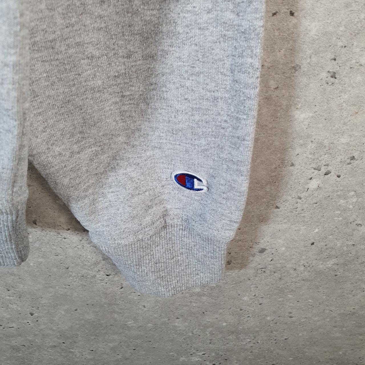 Vintage Champion Sweatshirt Men’s Medium Grey USA Pullover Spellout Logo