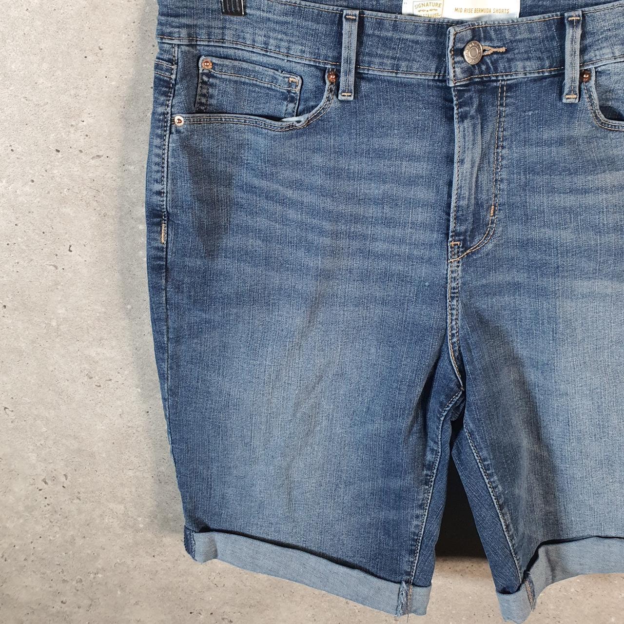 Vintage Levi’s Mid Rise Bermuda Short Baggy Shorts Jorts Cargo Womens W32 Blue Relaxed Denim A4585