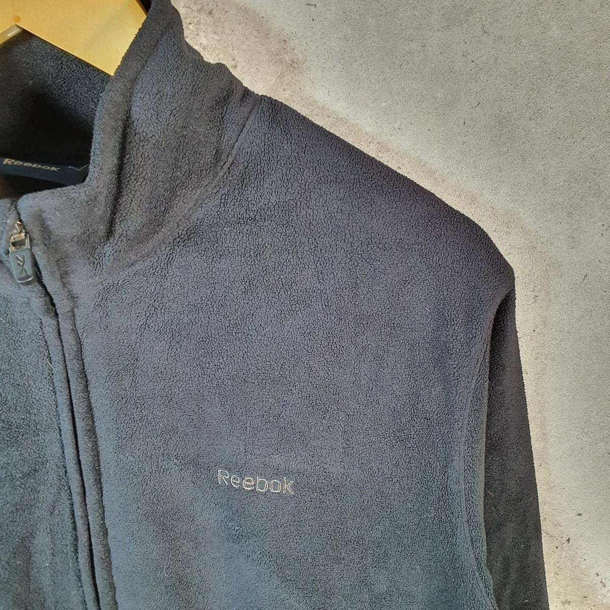 Reebok Full Zip Fleece Sweatshirt Mens Medium Black Embroidered Logo