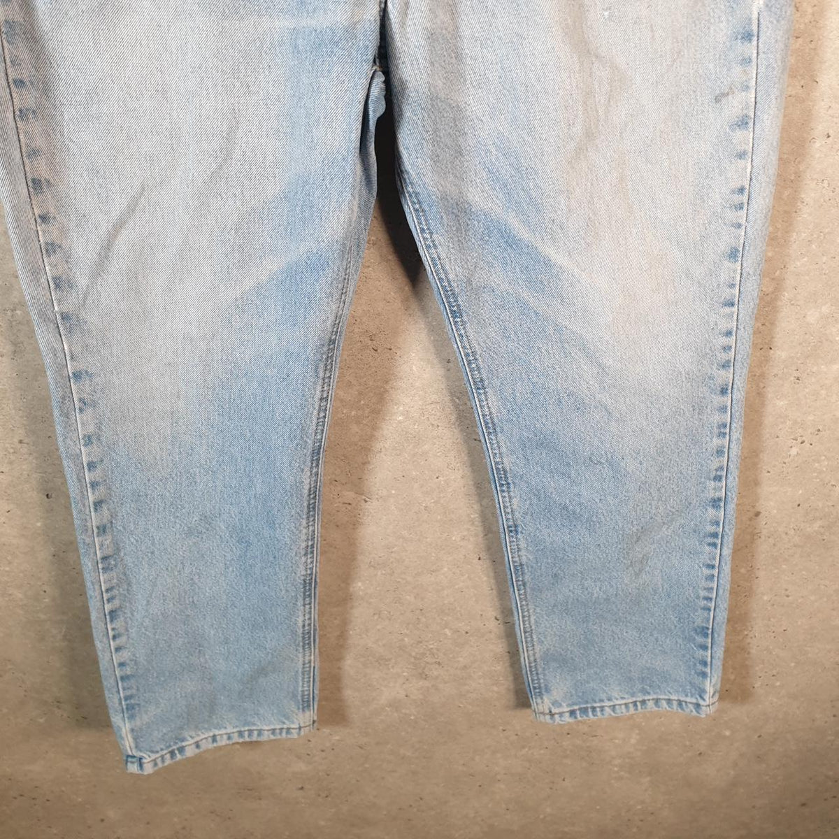 Vintage Carhartt Workwear Carpenter Jeans Mens W38 L30 Blue Denim Traditional Fit USA