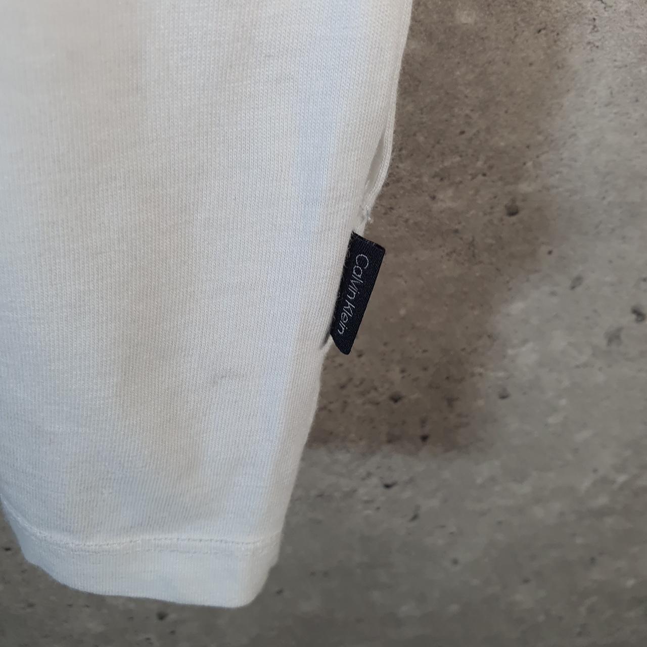 Vintage Calvin Klein Liquid Touch T Shirt Men’s 2XL White Regular Fit Spellout Logo