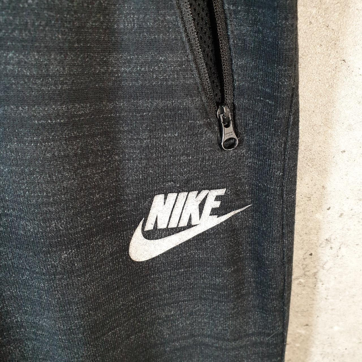 Vintage Nike Club Sweatpant Joggers Mens XS Xsmall Grey Swoosh Sports Tracksuit Big Fish Vintage