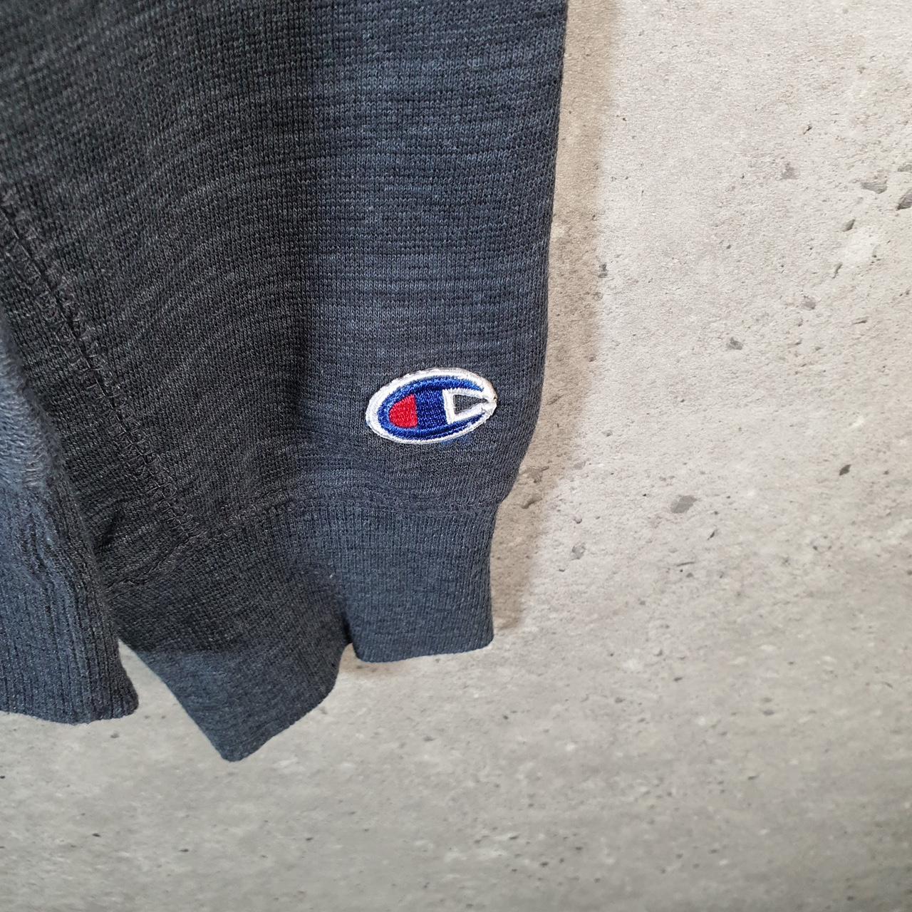 Vintage Champion Sweatshirt Men’s Small Grey USA Pullover Spellout Logo