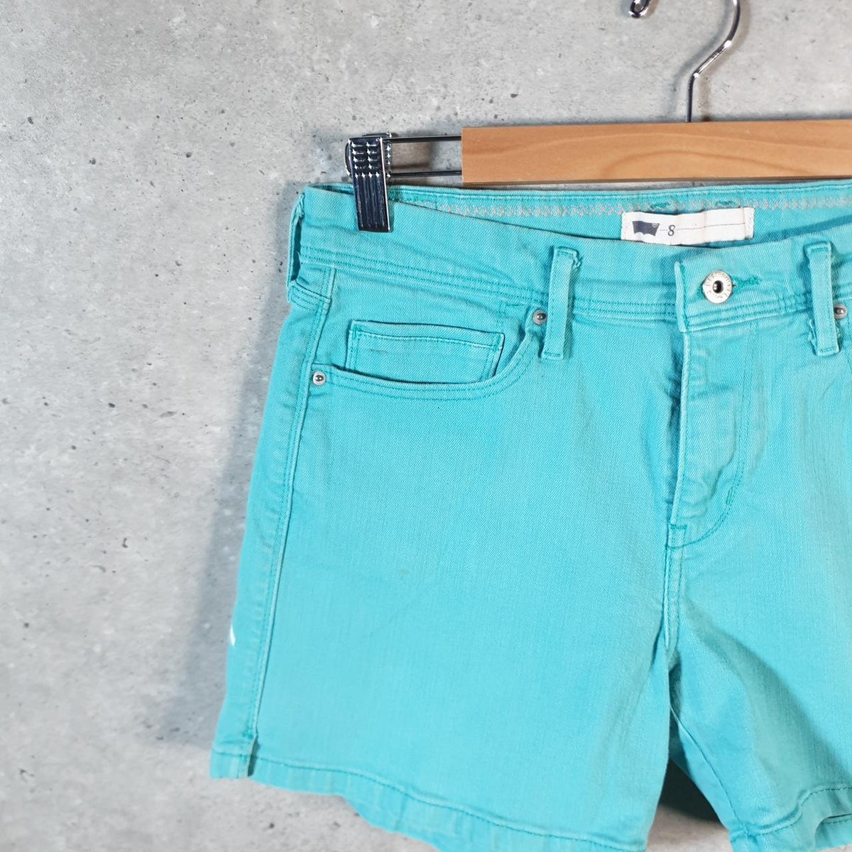 Vintage Levi’s Baggy Shorts Jorts Cargo Womens W29 Blue relaxed Denim