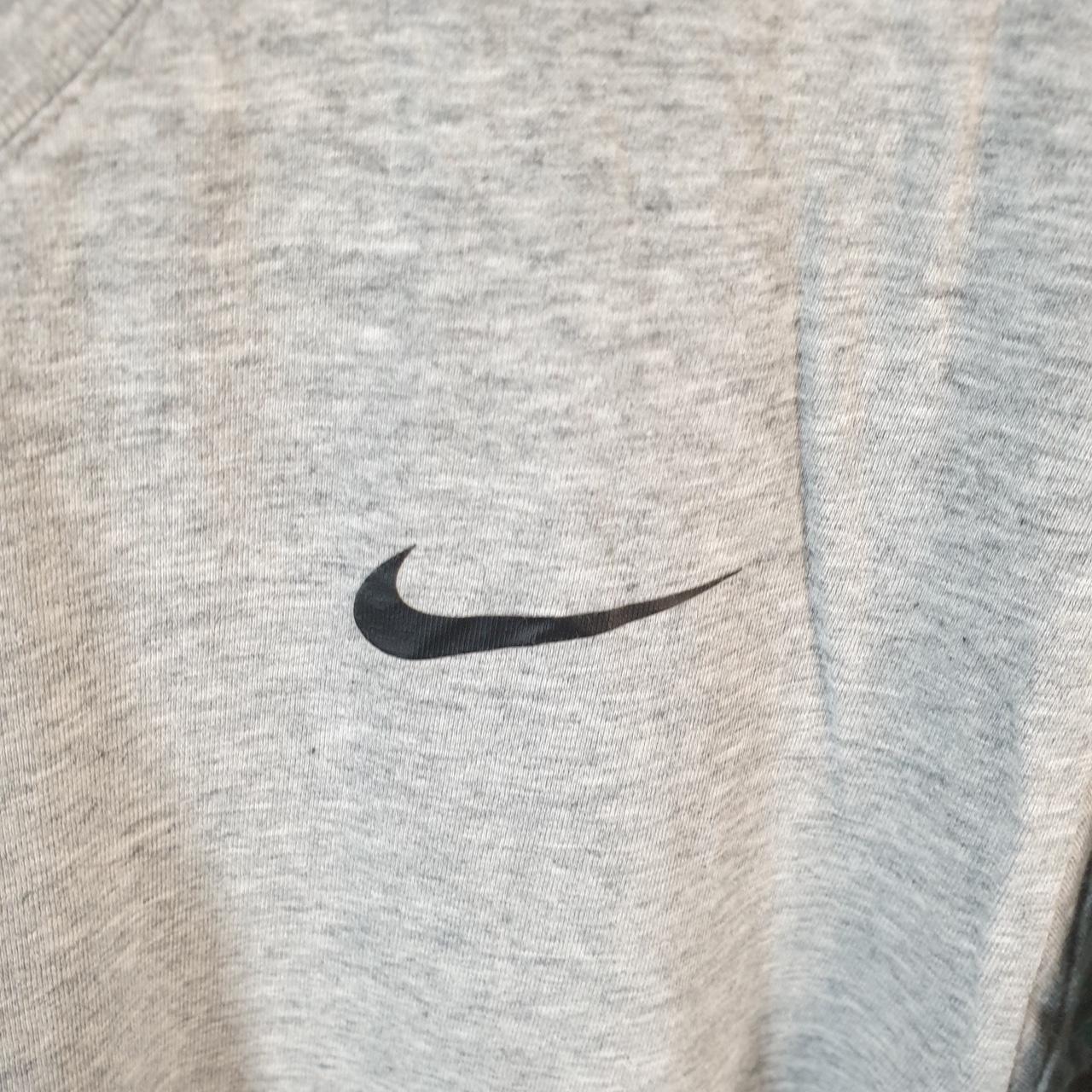 Vintage Nike Dri Fit Club T Shirt Men’s Large Grey Logo Swoosh Athletic