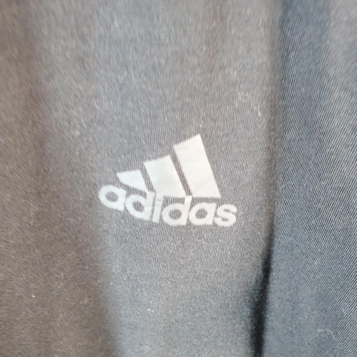 Vintage Adidas Ultimate 2.0 T Shirt Shirt Men’s Medium Black Three Stripes Logo Athletic