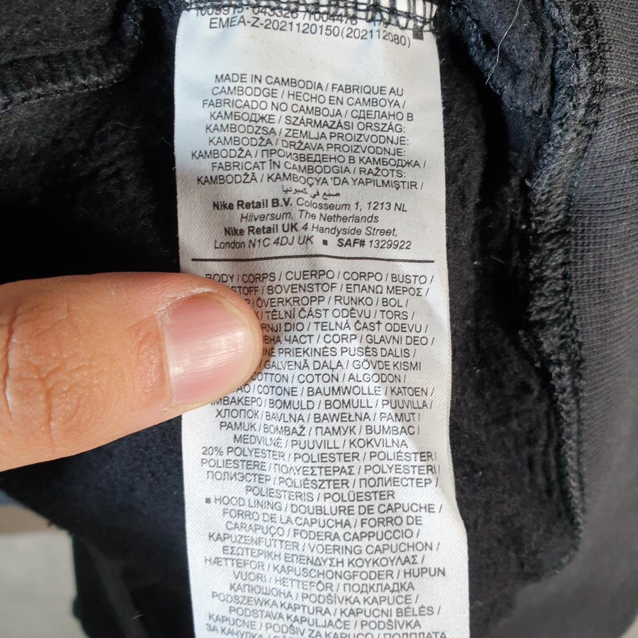 Vintage Nike Club Hoodie Men’s Small Black Centre Swoosh Y2K Pullover Sweatshirt Logo