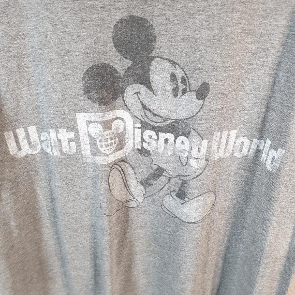 Vintage Disney Land Mickey Mouse T Shirt Men’s XL Grey Graphic Cartoon