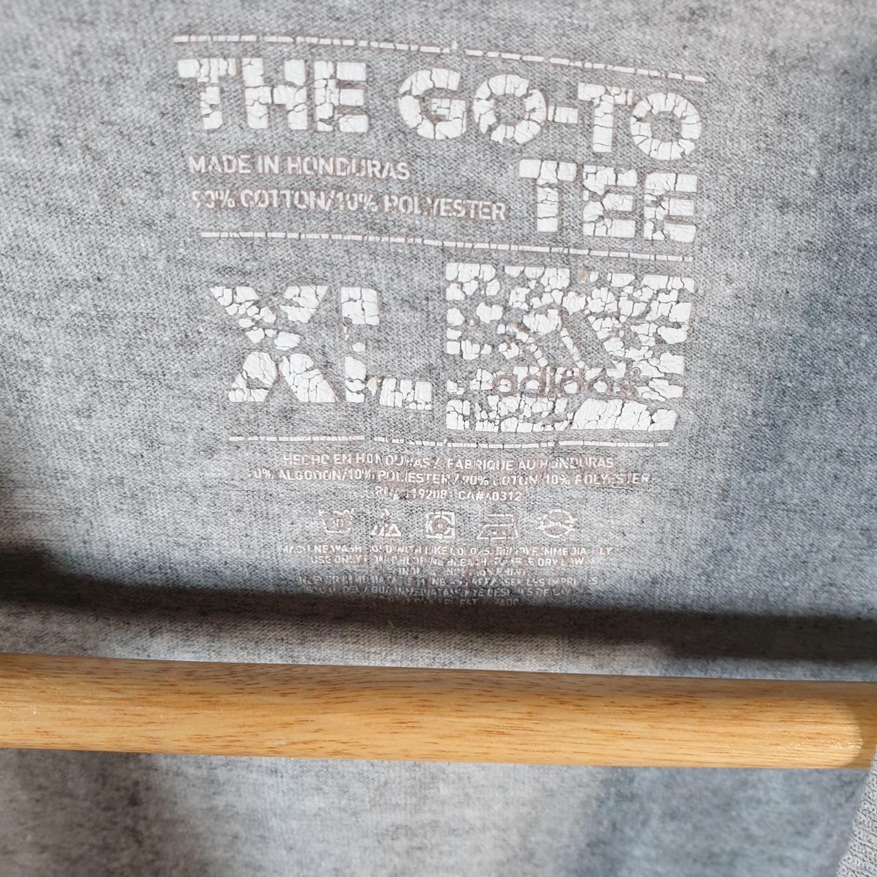 Vintage Adidas Dallas Barea 5 Go Tee T Shirt Shirt Men’s XL Grey Three Stripes Logo Athletic