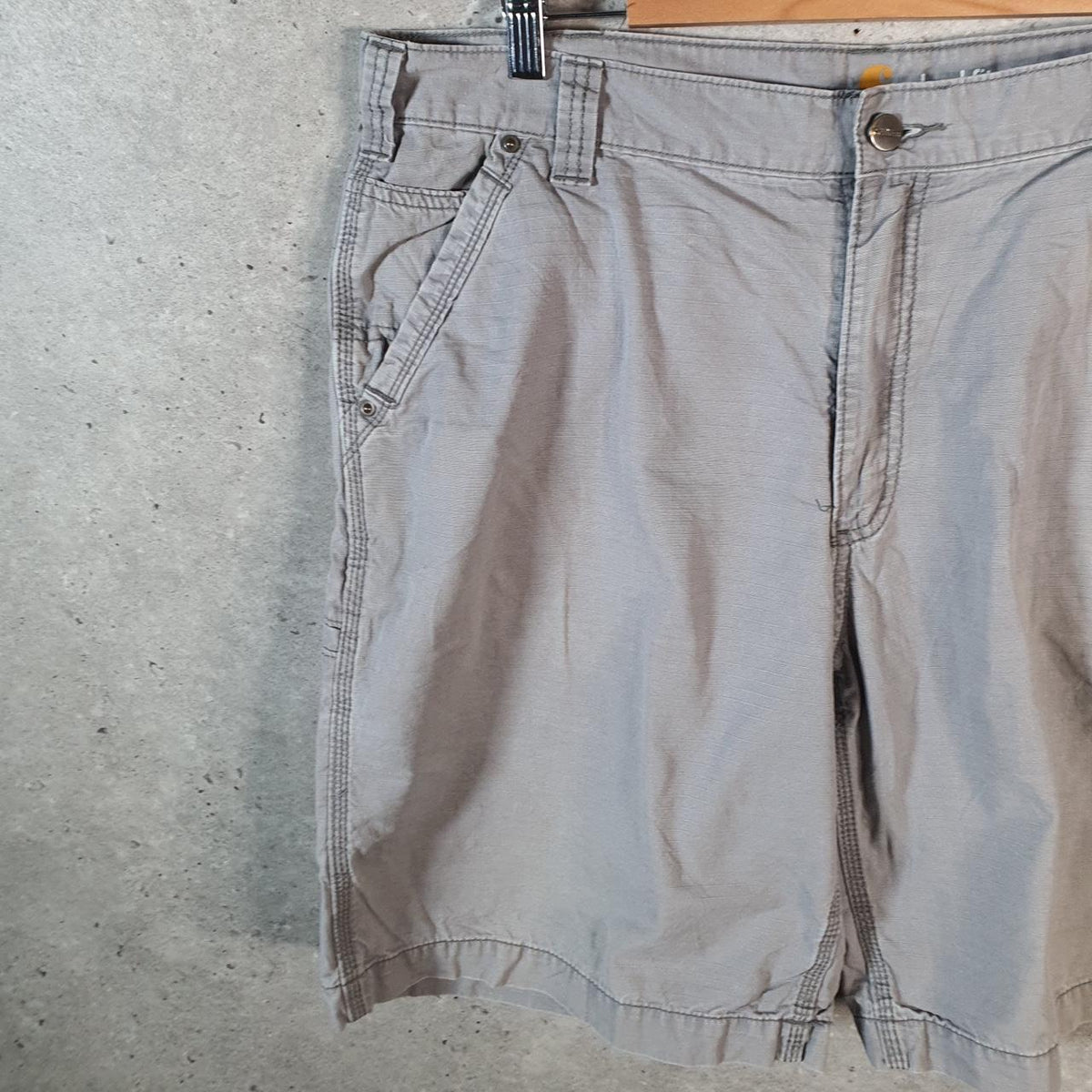 Vintage Carhartt Baggy Carpenter Shorts Jorts Cargo Men’s W38 Grey Relaxed Fit Workwear Big Fish Vintage