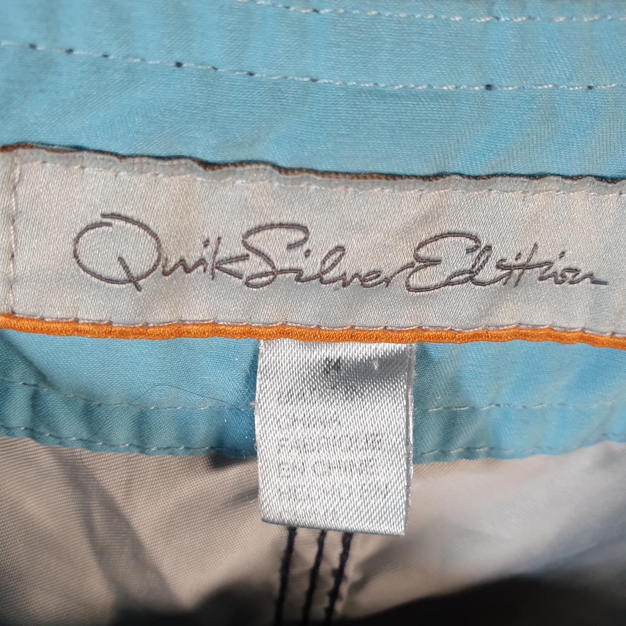 Vintage Quiksilver Shorts Jorts Chino Cargo Men’s W34 Striped Grey Baggy Cotton