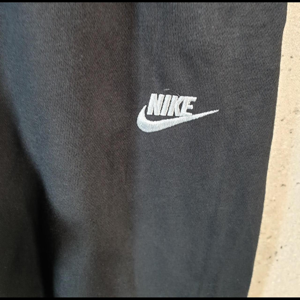 Vintage Nike Club Sweatpant Joggers Mens Medium Black Swoosh Sports Tracksuit Big Fish Vintage