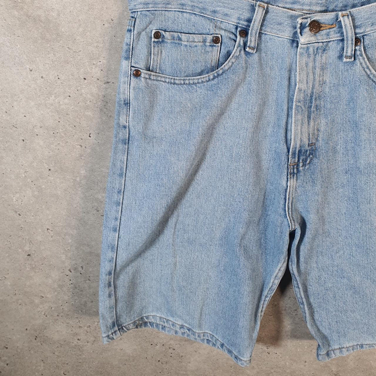 Vintage Wrangler Denim Shorts Jorts Cargo Men’s W34 Relaxed Blue Baggy Cotton