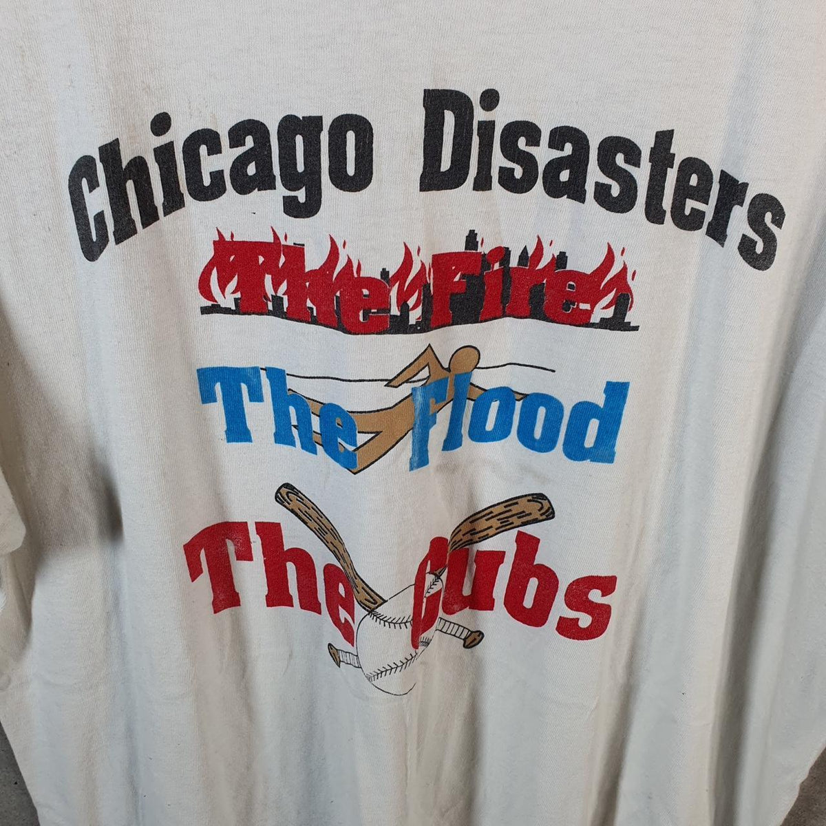 Vintage Chicago Cubs Disaster Graphic USA Single Stitch T Shirt Men’s Medium White Big Fish Vintage