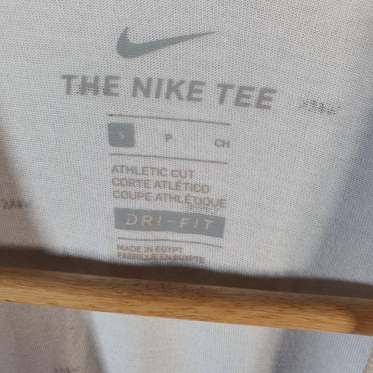 Vintage Nike Dri Fit T Shirt Mens Small White Printed Logo Swoosh Athletic