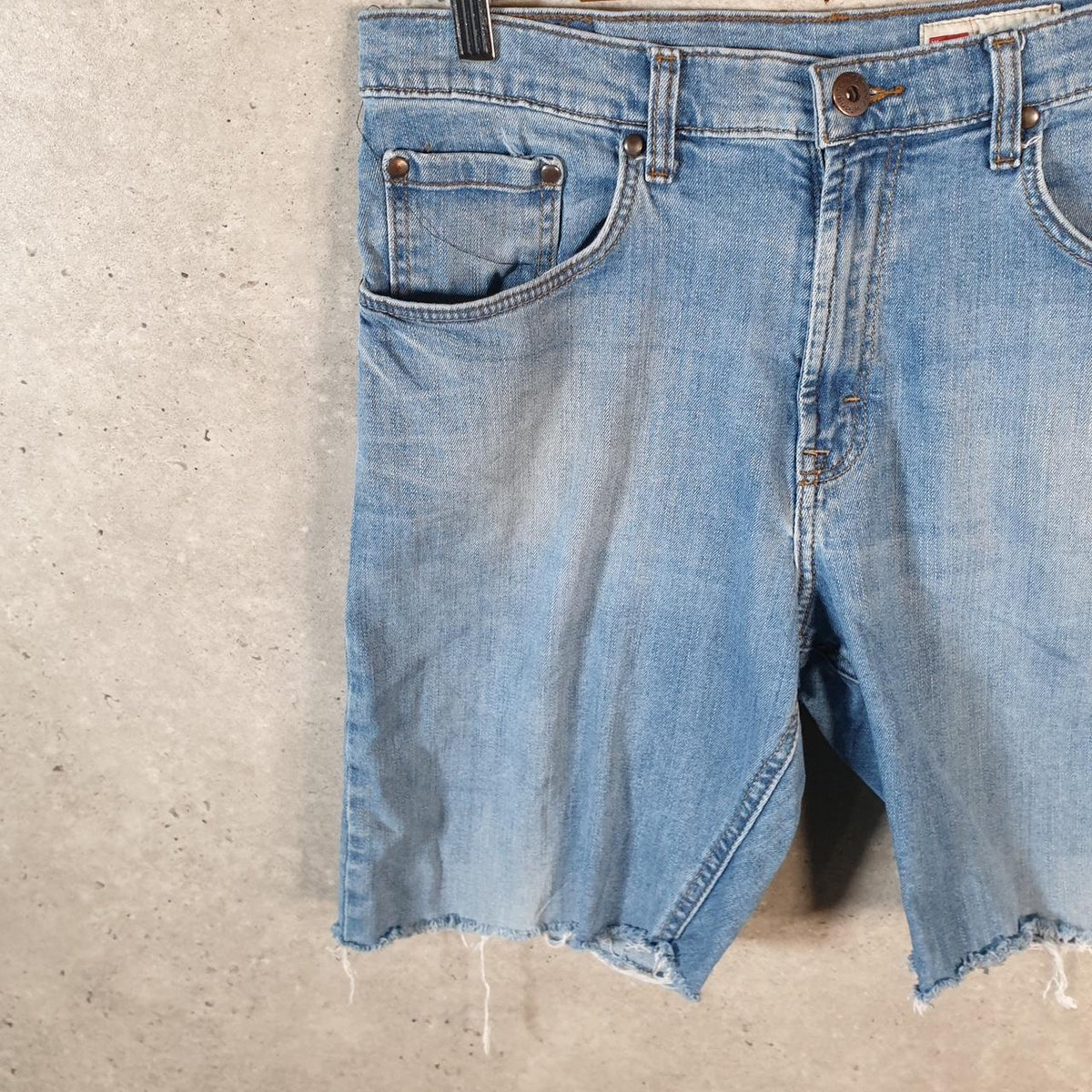 Vintage Wrangler Denim Shorts Jorts Cargo Men’s W32 Blue Baggy Cotton