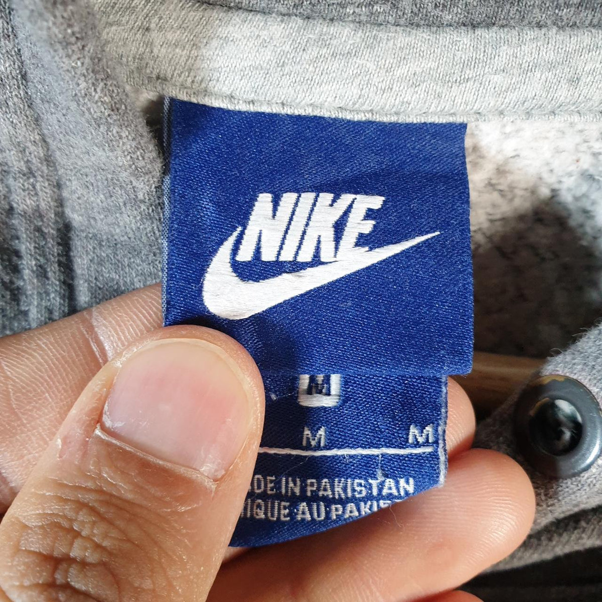 Vintage Nike Club Embroidered Hoodie Men’s Medium Grey Swoosh Y2K Pullover