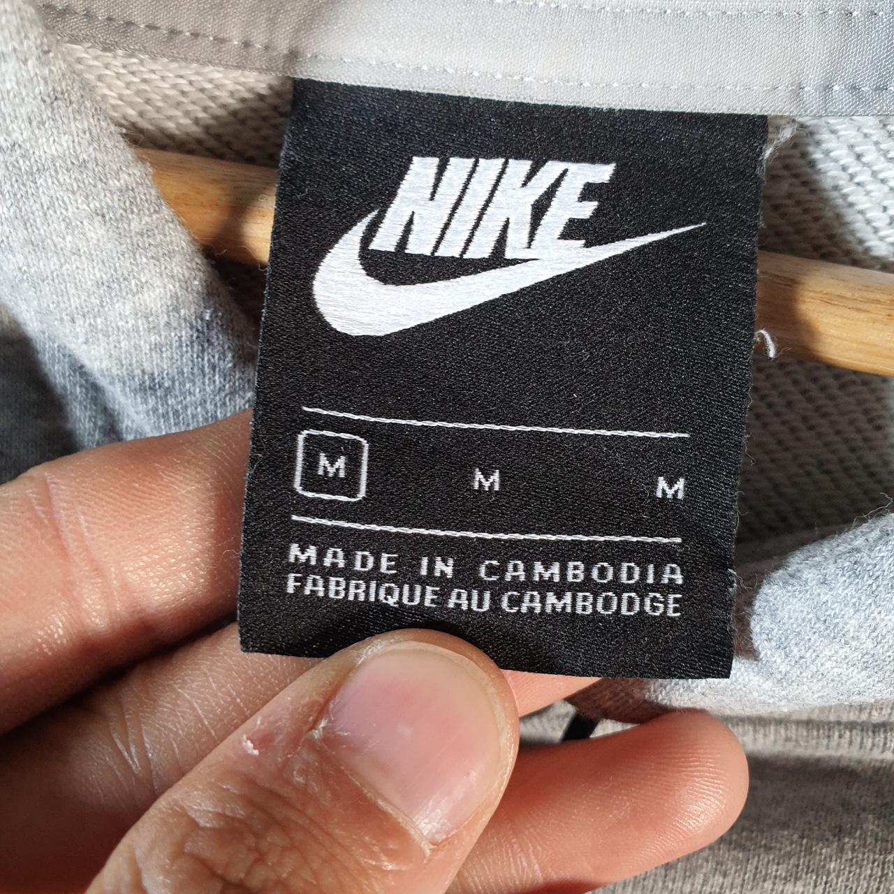 Vintage Nike Pockets Hoodie Womens Medium Grey Swoosh Y2K Pullover Logo