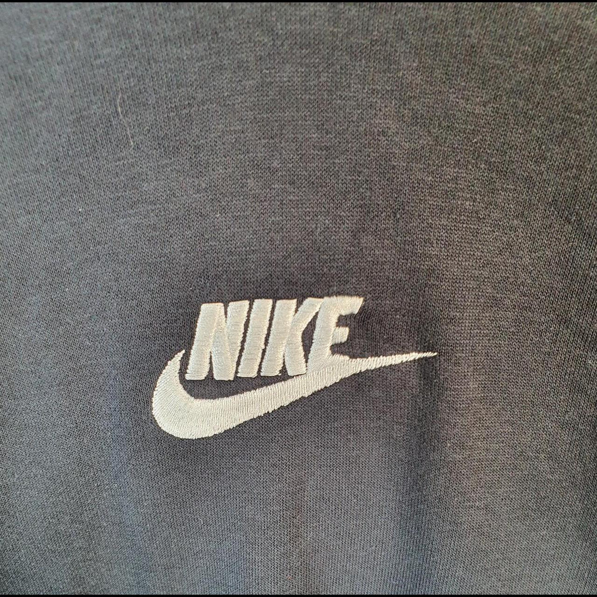 Vintage Nike Club Hoodie Men’s Large Black Centre Swoosh Y2K Pullover Sweatshirt Logo