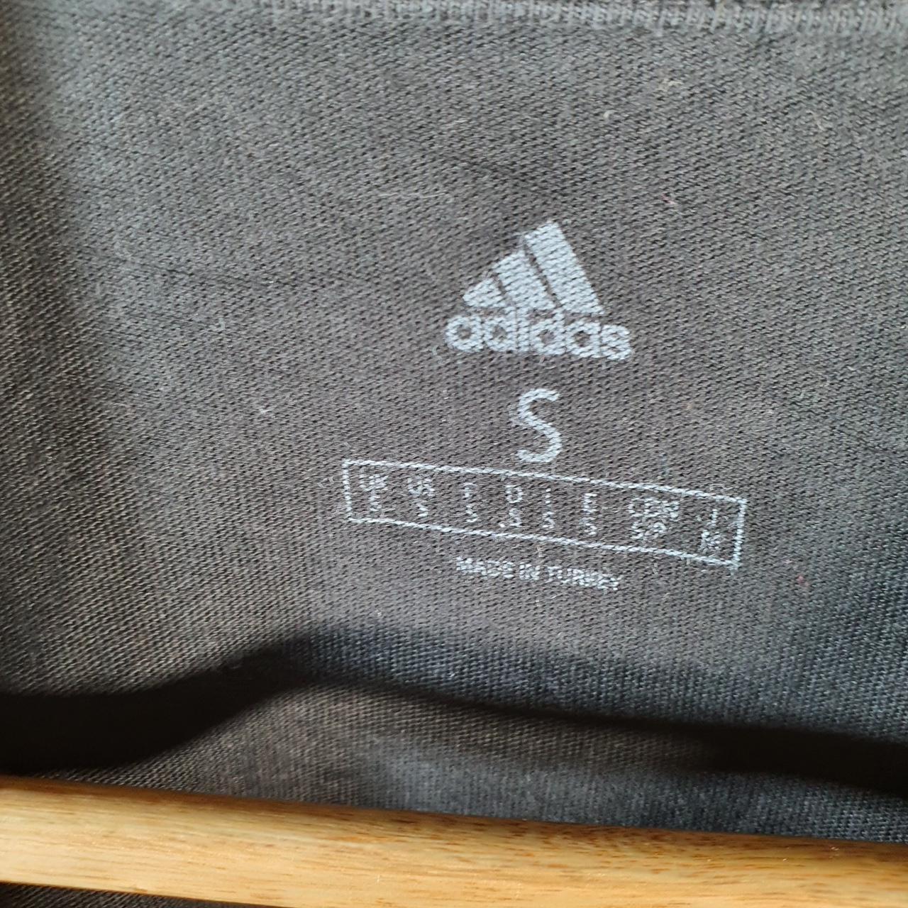 Vintage Adidas T Shirt Shirt Men’s Small Black Three Stripes Logo Athletic C9723