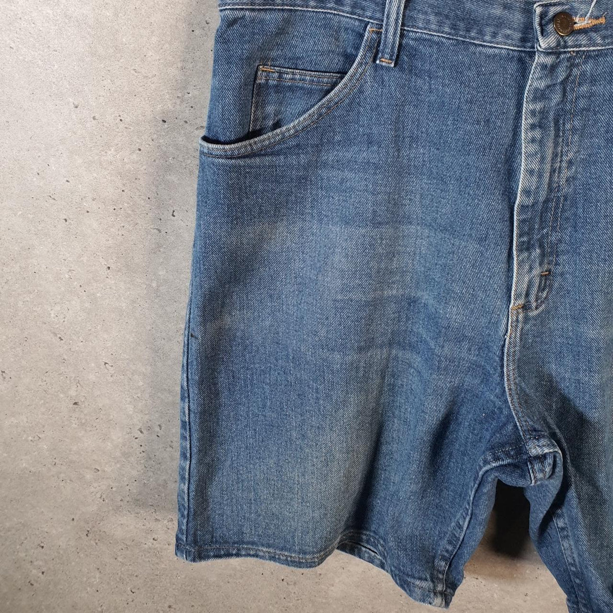 Vintage Wrangler Denim Shorts Jorts Cargo Men’s W38 Relaxed Blue Baggy Cotton