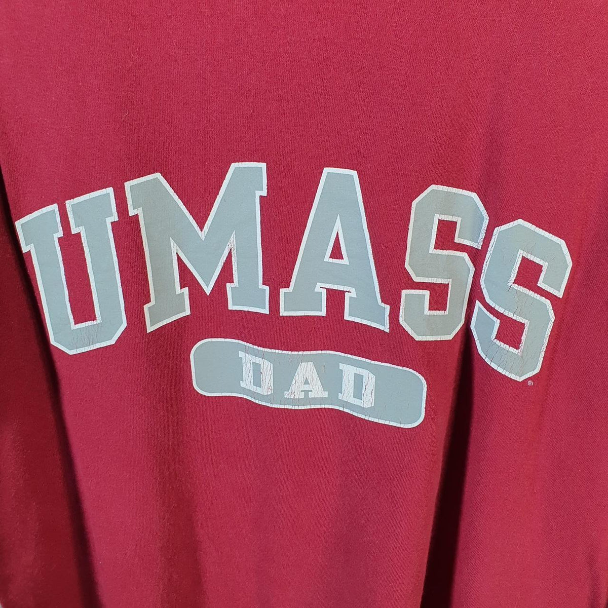 Vintage Champion Embroidered Spellout Umass Dad T Shirt Men’s Medium Red USA Athletic
