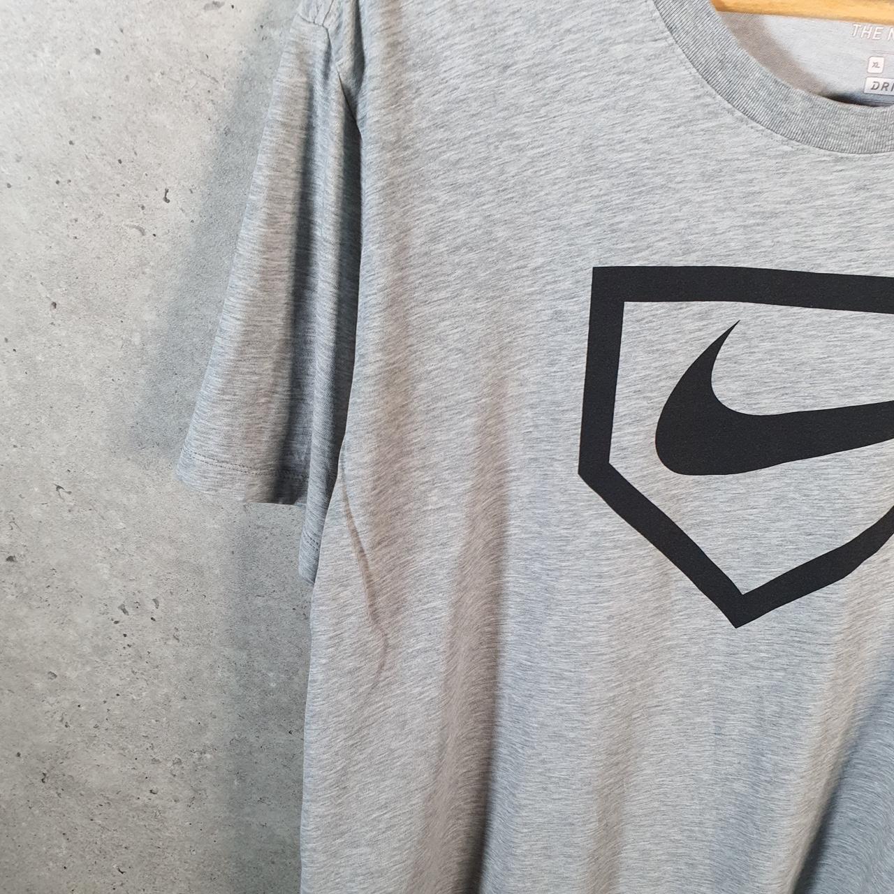 Vintage Nike Running Dri Fit Spellout T Shirt Men’s XL Grey Swoosh Athletic