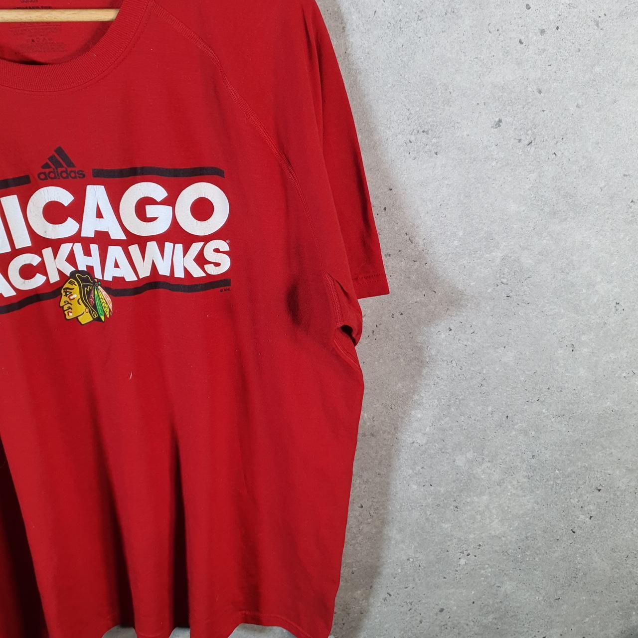 Vintage Adidas Chicago NHL Hockey T Shirt Shirt Men’s 2XL Red Three Stripes Logo Athletic