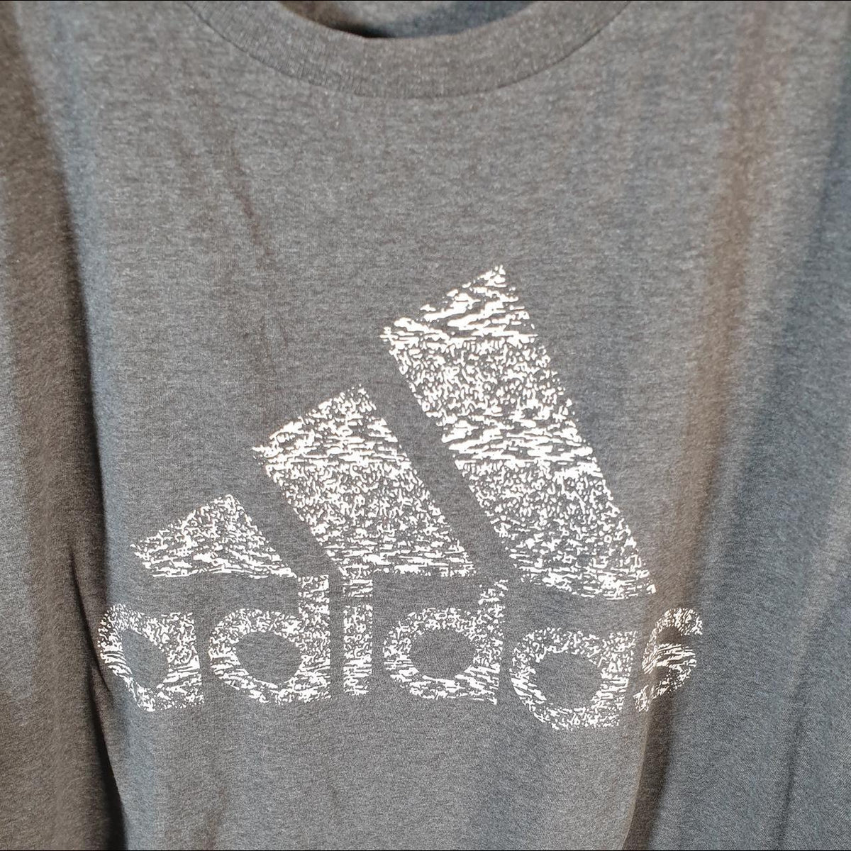 Vintage Adidas Amplifier T Shirt Men’s Large Grey Three Stripes Logo Athletic