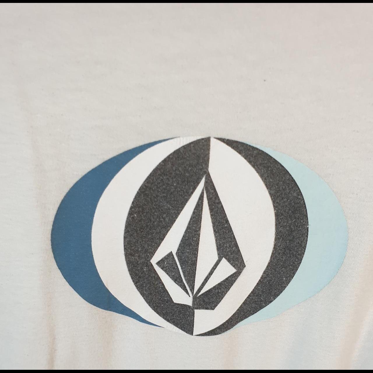 Vintage Volcom Y2K Spellout T Shirt Shirt Men’s Small White Logo Graphic